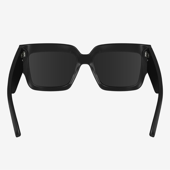 Victoria Beckham Black Sunglasses.  Worn once.  No visible scratches.  No box main image 4
